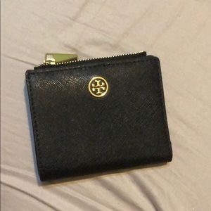 Like new Tory Burch wallet